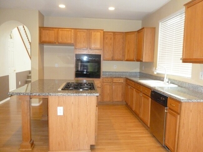 Building Photo - 11768 Del Sur Ave