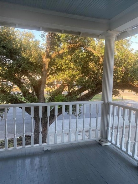 Building Photo - 3910 Canal St