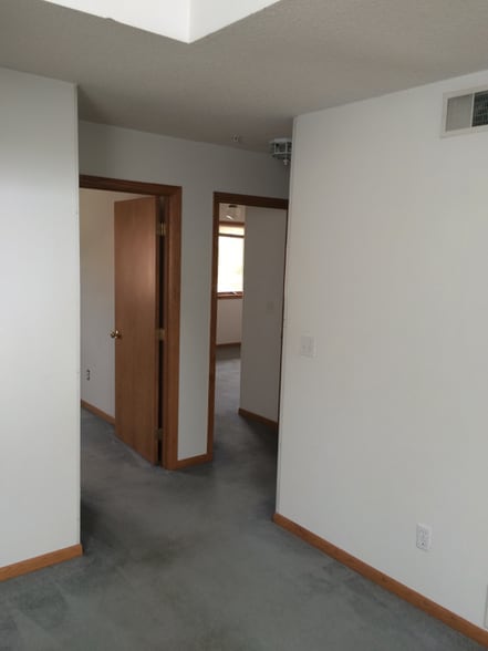 Building Photo - 804 Cross Park Ave