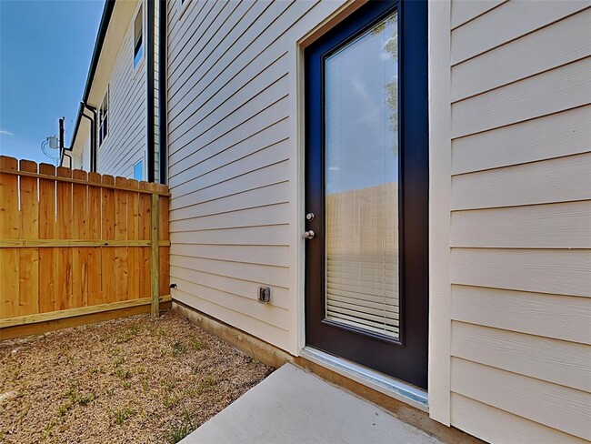 Building Photo - 2607 Quinn Ridge Way