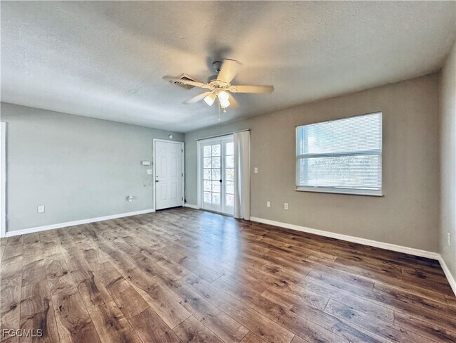 Building Photo - 14944 Wise Way