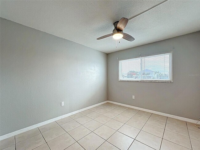 Building Photo - 11705 3rd St E