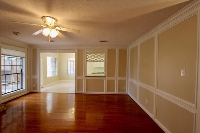 Building Photo - 2422 Stephens Grant Dr