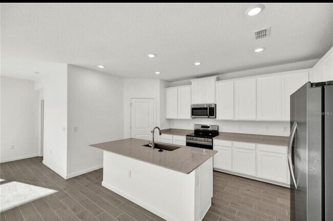 Building Photo - 4425 NW 14th Lp