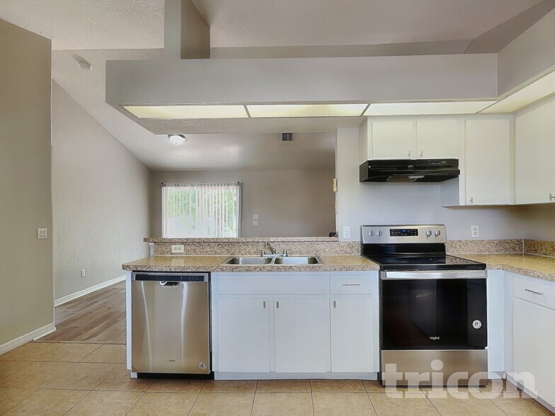 Building Photo - 7352 Bolten Ln