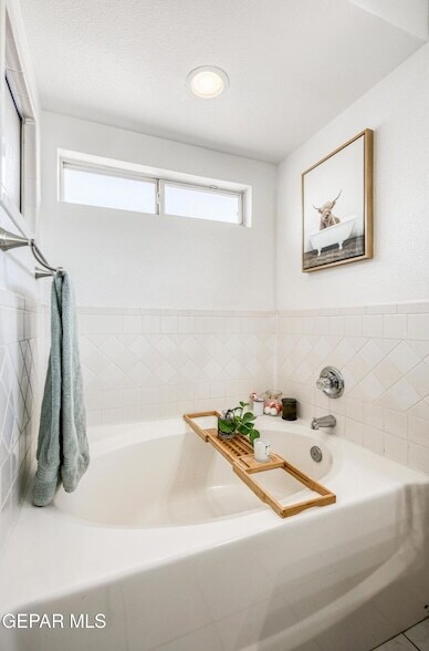 Building Photo - 12748 Tierra Pueblo Dr