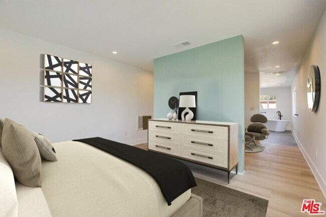 Building Photo - 400 N Avenue 66