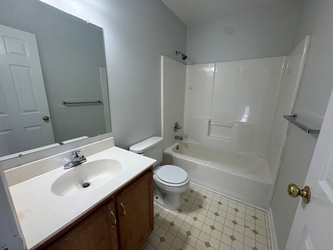 Building Photo - 1058 Oriole Ln