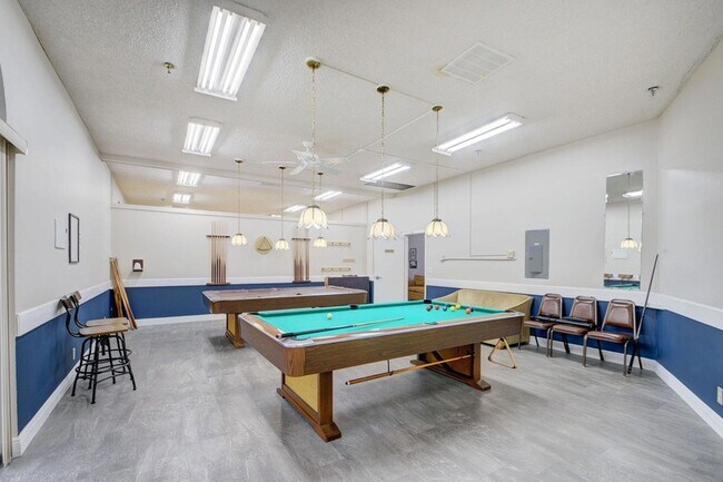 Building Photo - 3425 Via Poinciana
