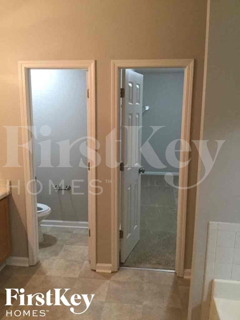 Building Photo - 5929 Duren Meadows Dr