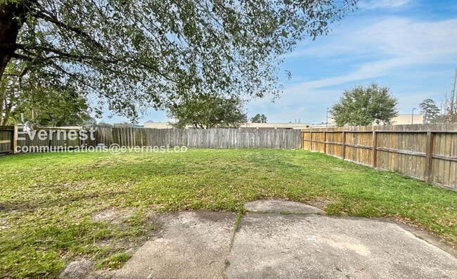 Building Photo - 20021 Cottonglade Ln