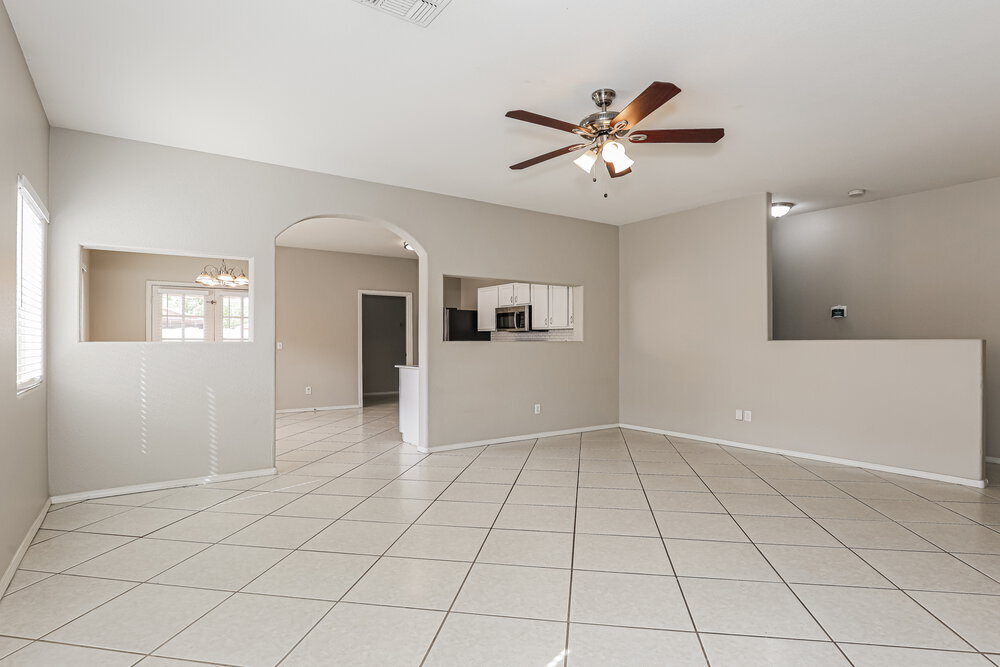 Building Photo - 6622 W Riva Rd