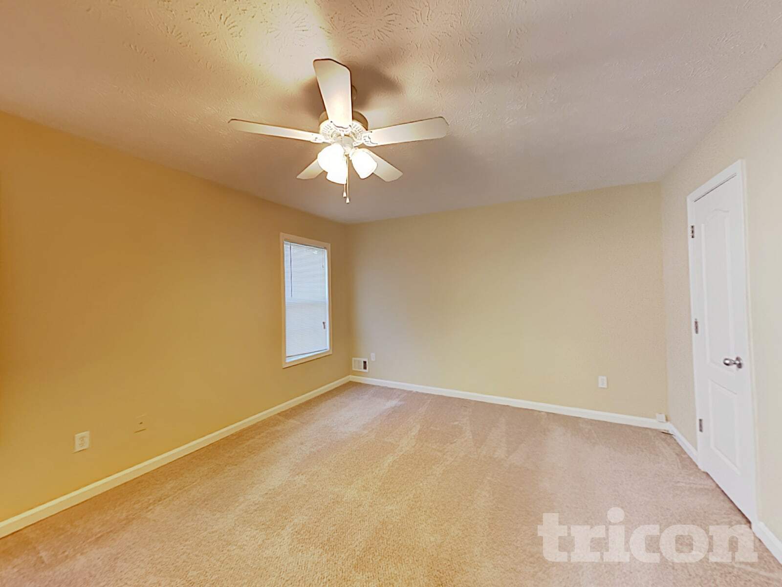 Building Photo - 4088 Valley Brook Rd