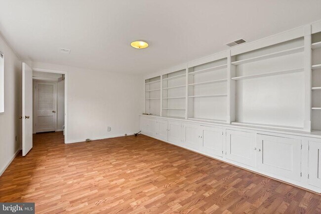 Building Photo - 1602 Woodmoor Ln