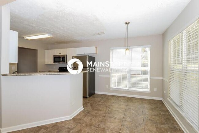 Building Photo - 3 Bedroom Pet-Friendly Home in Decatur, GA with Main Street Renewal