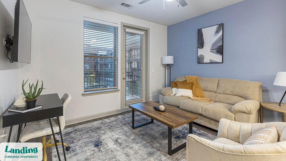 Building Photo - 2800 NE Green Oaks Blvd