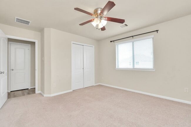 Building Photo - 3018 Shadowbrook Chase Ln