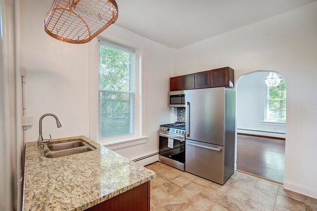 Building Photo - 6365 Revere Ave