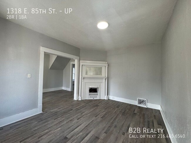 Building Photo - 1318 E 85th St