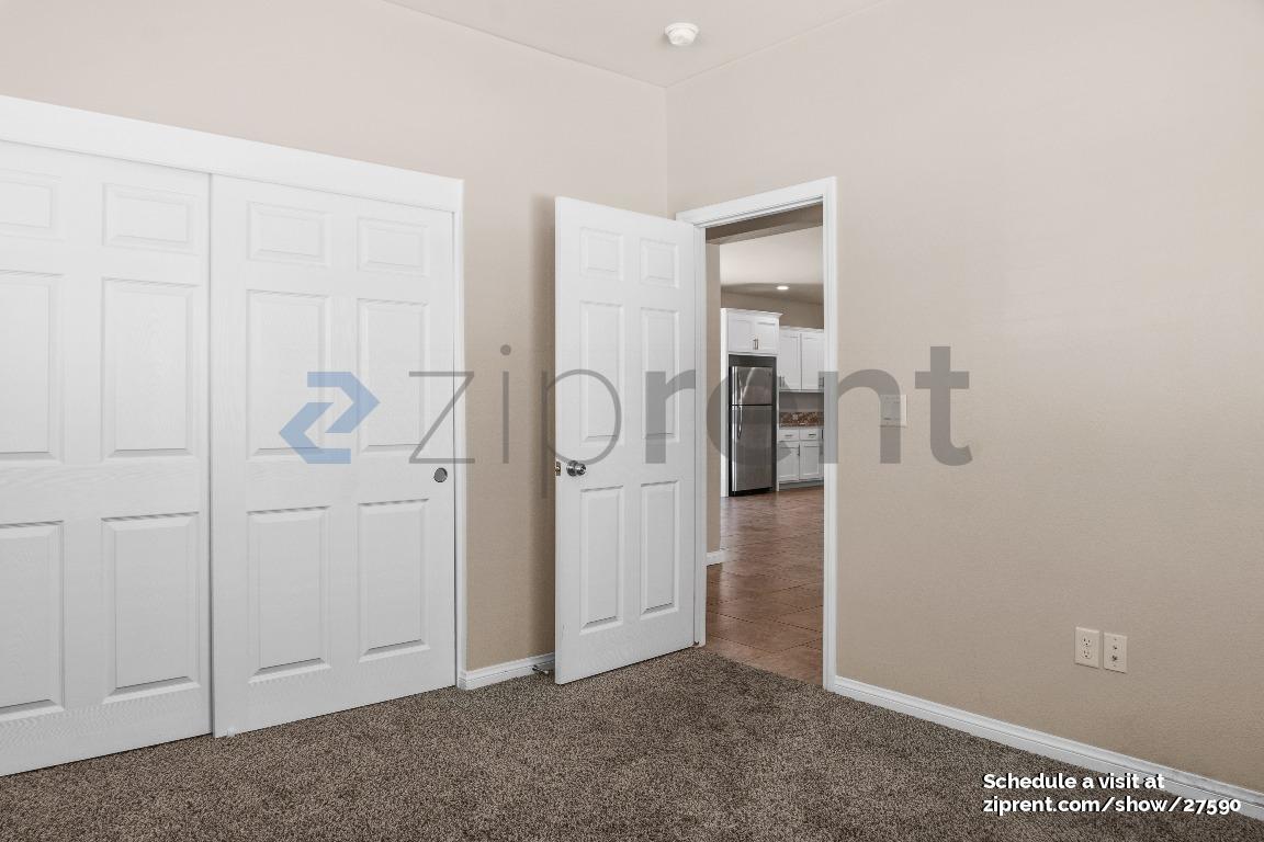 Building Photo - 16472 Smoke Tree St