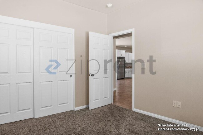 Building Photo - 16472 Smoke Tree St