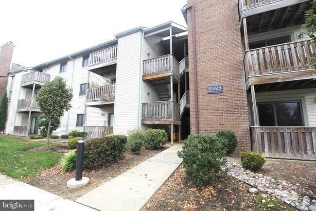 Building Photo - 5322 Ravens Crest Dr