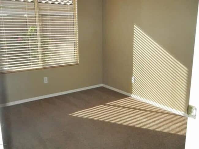 Building Photo - 6926 W Phelps Rd