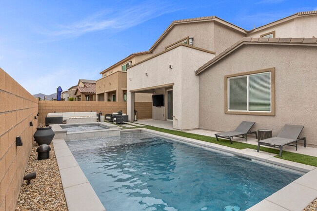 Building Photo - 3508 Liviana Gln Ave