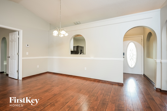 Building Photo - 3613 Stonefield Dr