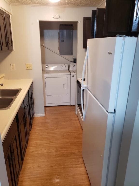 Building Photo - 1240 Briar Manor