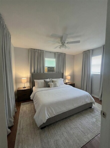 Building Photo - 4911 Delano St