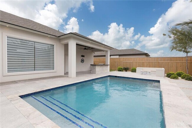 Building Photo - 36 N 24th St