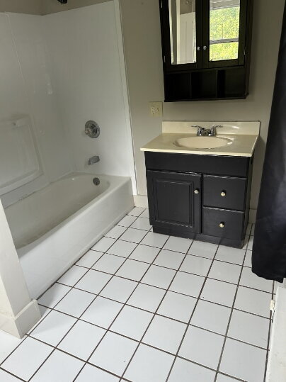Building Photo - 2 Bedroom Available in Caledonia – Available early October