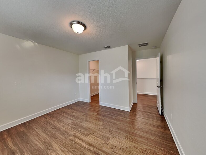 Building Photo - 2906 Calebs Cove Way