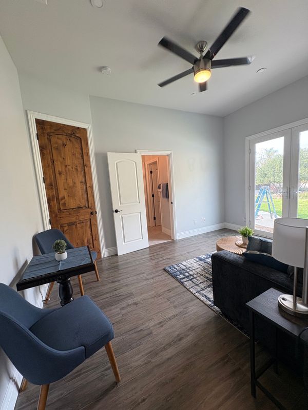 Building Photo - 250 Mt Rushmore Dr