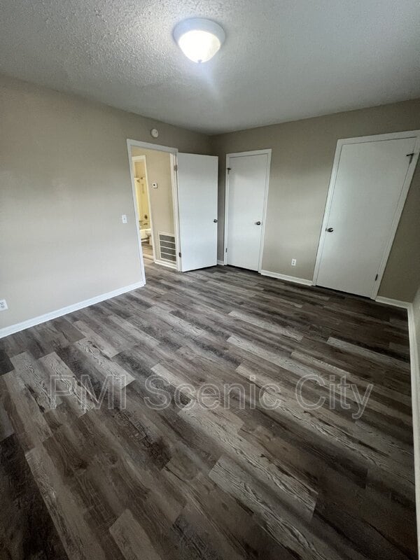 Building Photo - 1430 Stratton Pl Dr