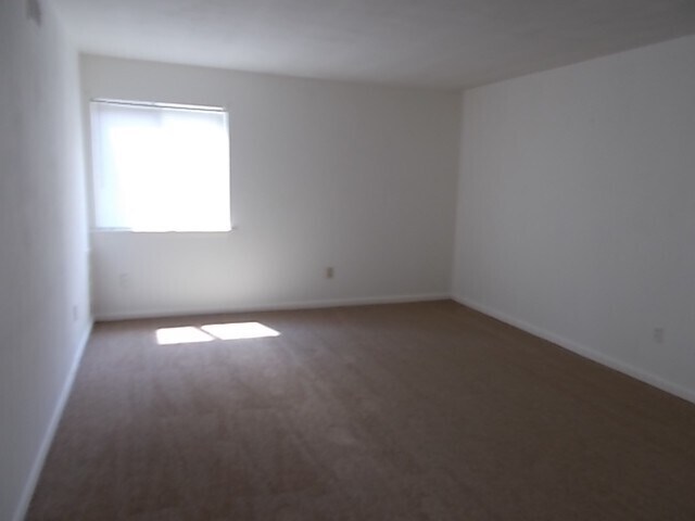 Building Photo - Oakland Square Apartments, Hampton