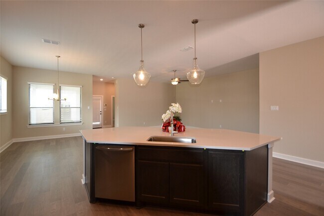 Building Photo - 3207 Kindred Wy