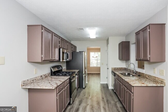 Building Photo - 3544 Quiet Creek Ct SW