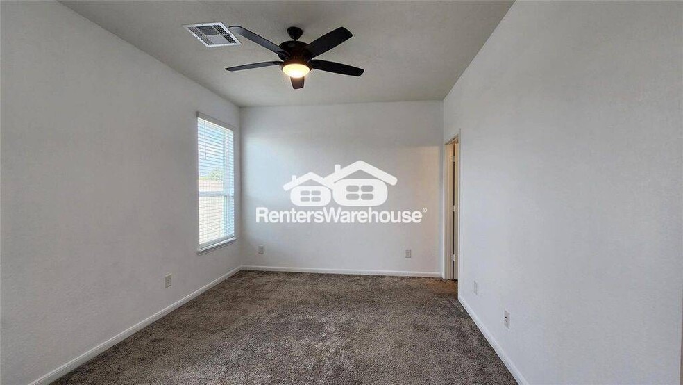 Building Photo - 9818 Mls Fld Dr