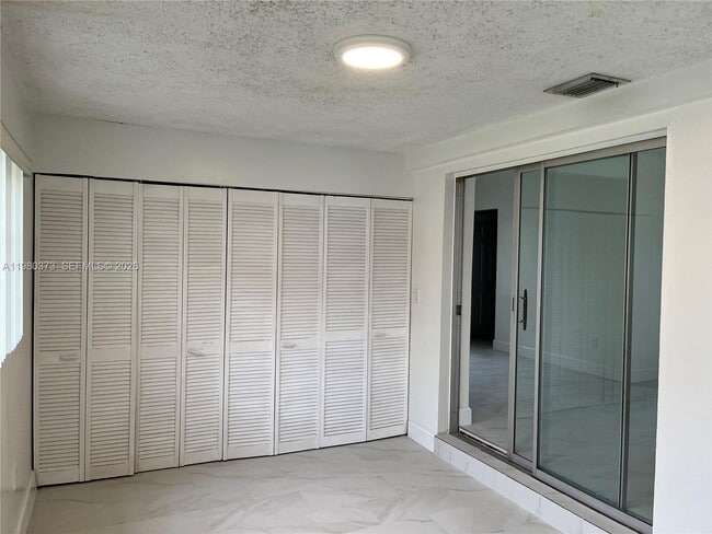 Building Photo - 6261 NW 40th St