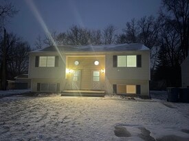 Building Photo - 122 Jeffrey St