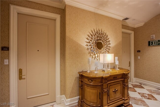 Building Photo - 2857 Paradise Rd