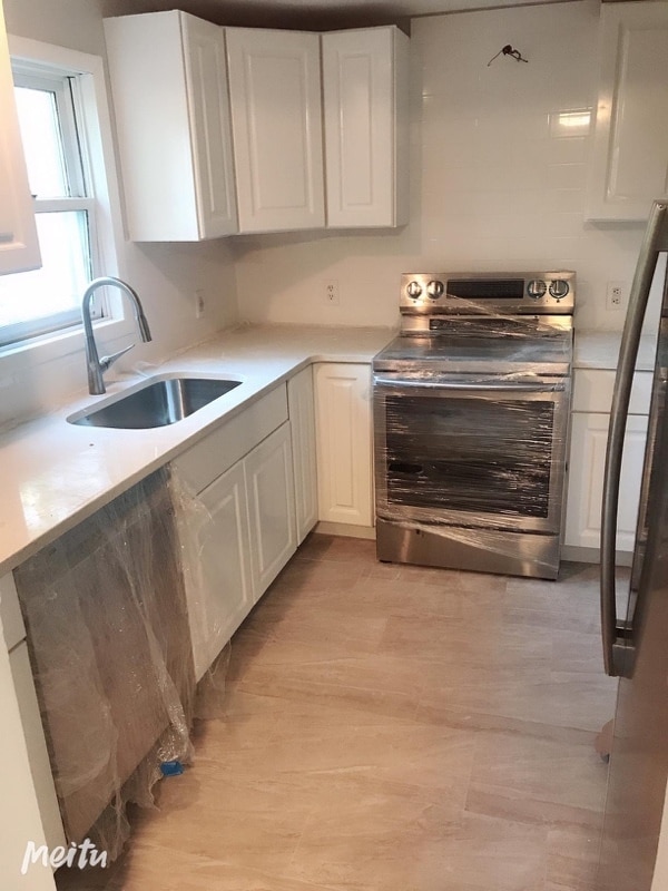 Building Photo - 42 Gladstone Ave