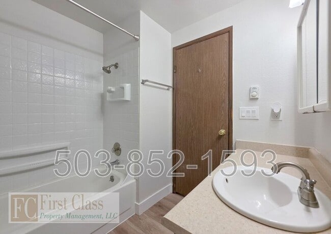 Building Photo - 47 Eagle Crest Dr