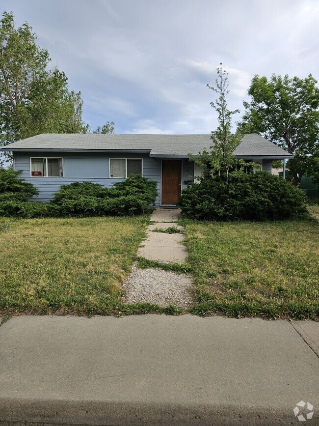 Building Photo - Cute home in Boulder - Pre-leasing for Fall.