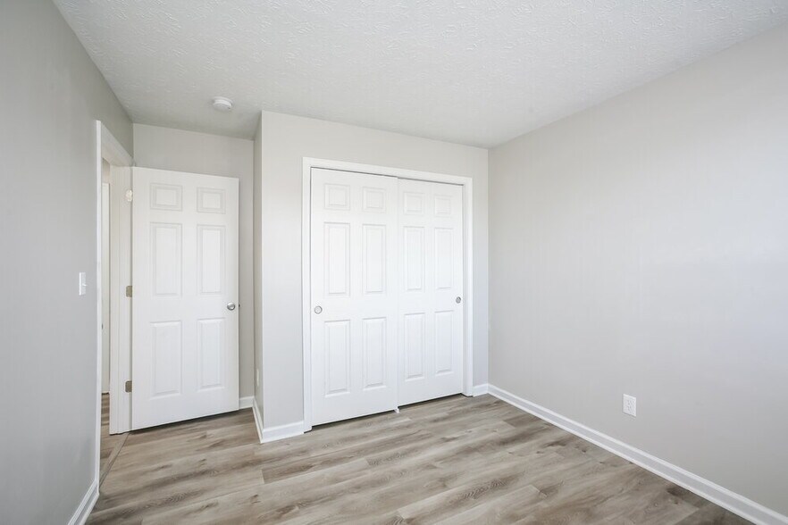 Building Photo - 3329 Gainesville Ct