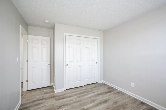 Building Photo - 3329 Gainesville Ct