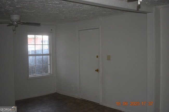 Building Photo - 803 Grosso Ave