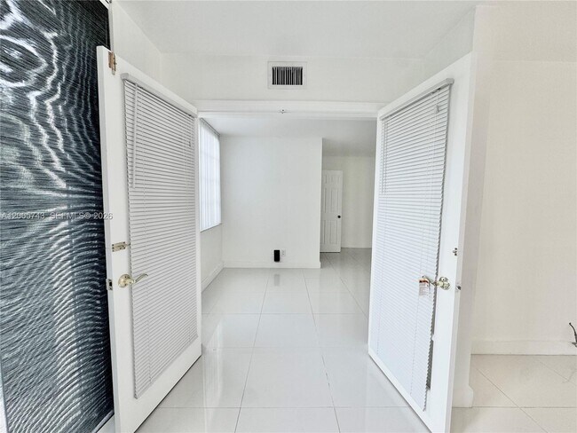Building Photo - 7840 NW 50th St